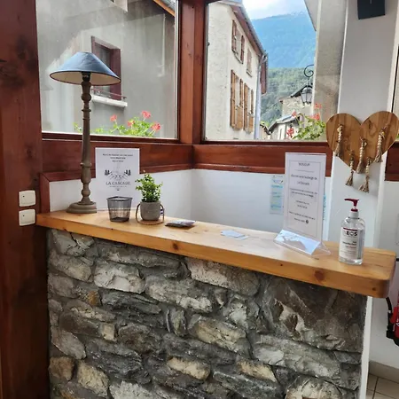 Auberge La Cascade *
